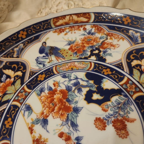 Vintage Imari Plate Shallow Bowl Peacocks and Flowers - Picture 6 of 6